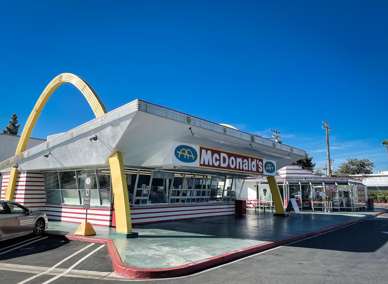 アメリカと日本のマクドナルドはどう違う？詳しく紹介