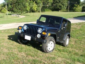 jeep-on-hill-1450903-1280x960